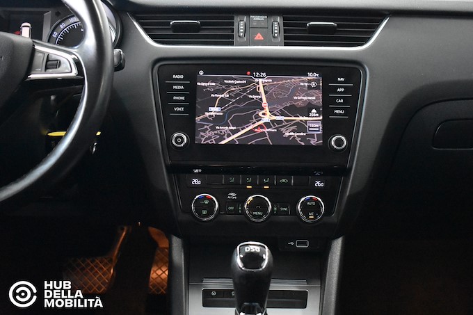 SKODA Octavia 1.5 DSG Wagon Ambition G-Tec